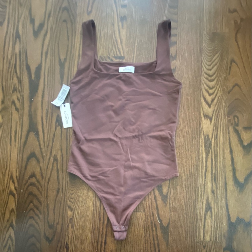 Aritzia Babaton Contour Bodysuit thong - brown NWT